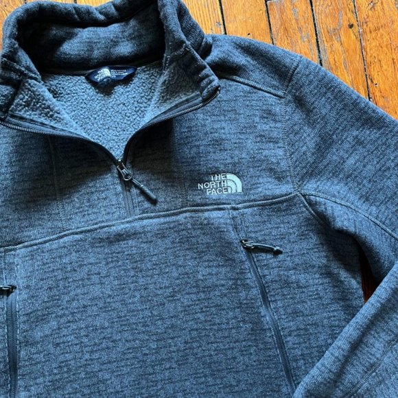 The North Face Men Dark Grey Fly Knit Look Fleece Insulated 1/4 Zip‎ Sweatshirt - Picture 4 of 6
